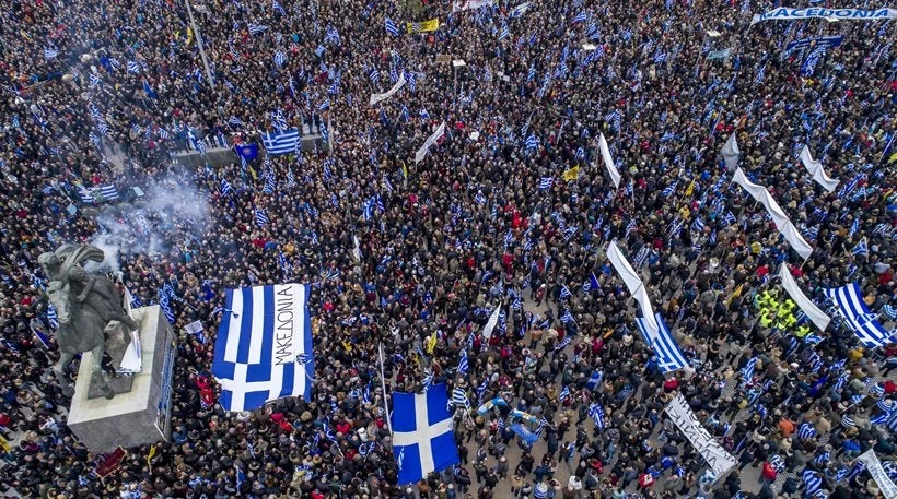 Συλλαλητήριο για Μακεδονία: Οργή στο twitter και άγριο κράξιμο σε κυβέρνηση και ΕΡΤ (εικόνες)